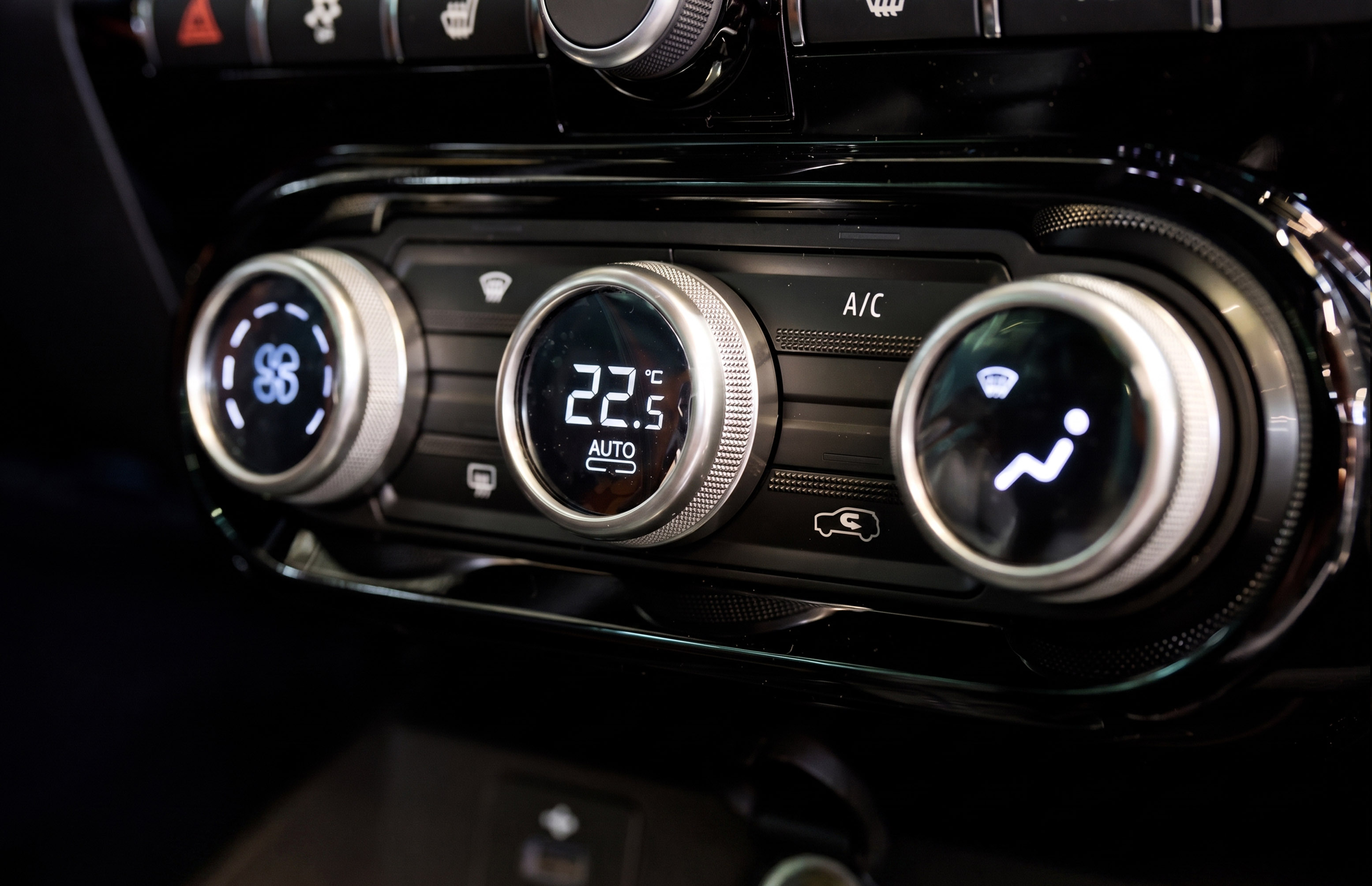 Началось производство LADA Aura с обновленным оснащением 