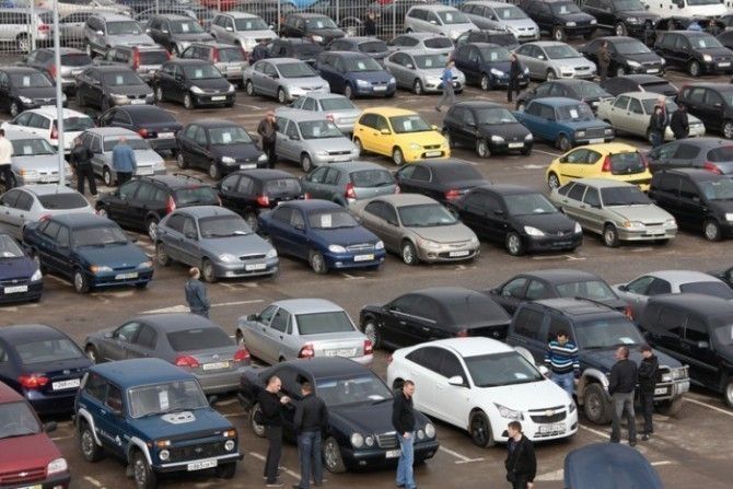 Рынок отечественных автомобилей с пробегом сократился  