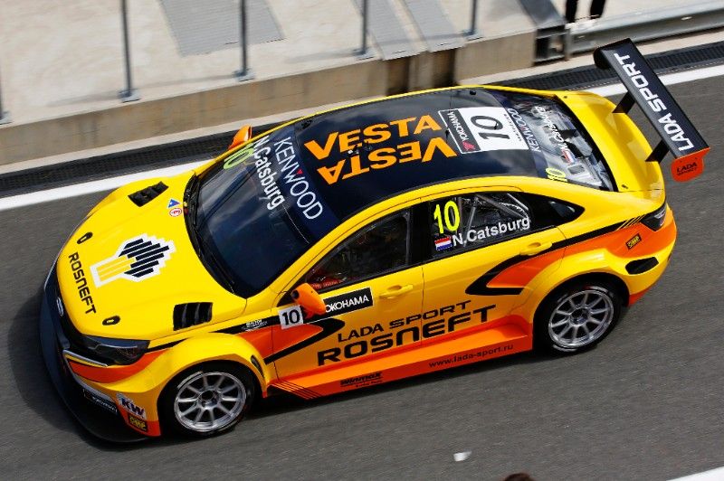 LADA SPORT ROSNEFT открыла вторую часть сезона WTCC