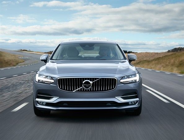 Новейший Volvo S90: Пришел, чтобы свергнуть Королей