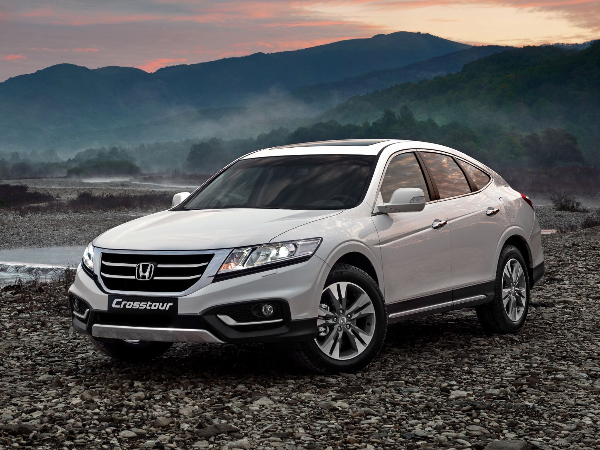 Последние Honda Crosstour стали еще дешевле