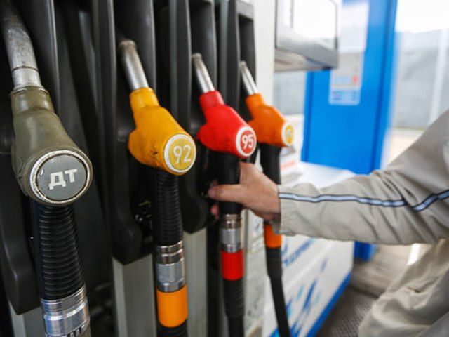 Рост цен на бензин должен приостановиться