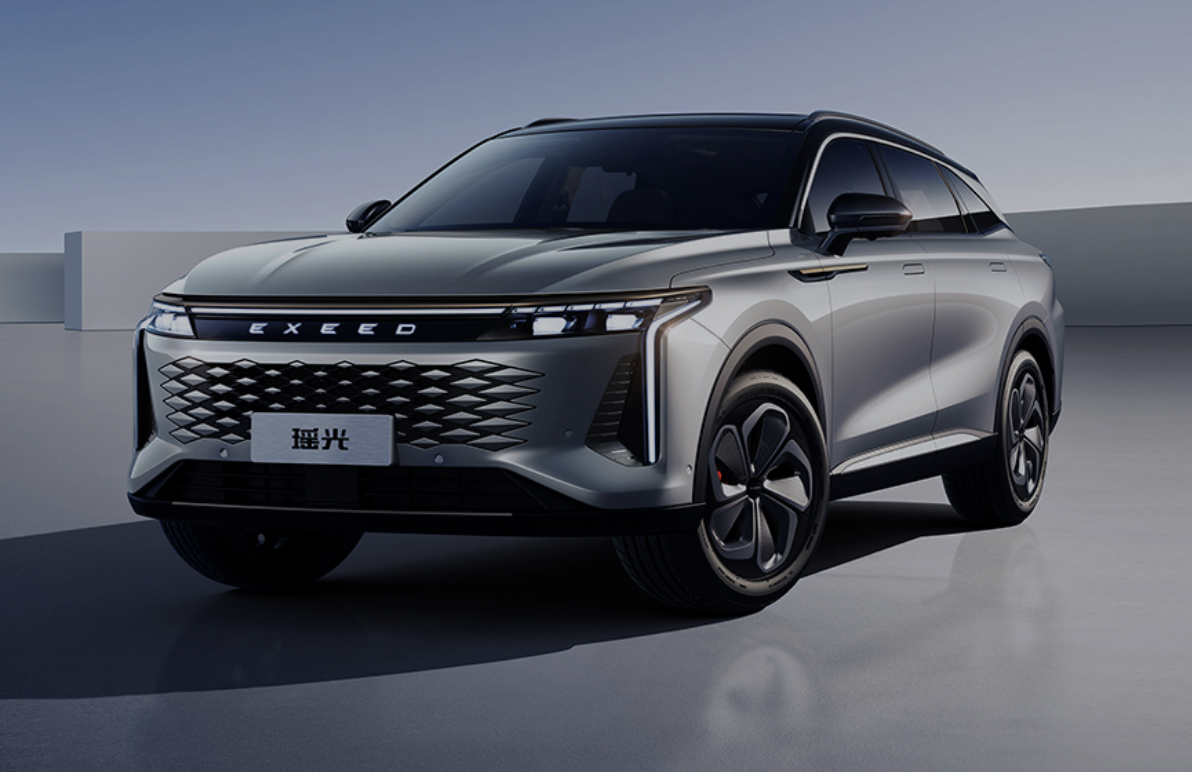 EXEED YAOGUANG готовится приехать в Россию