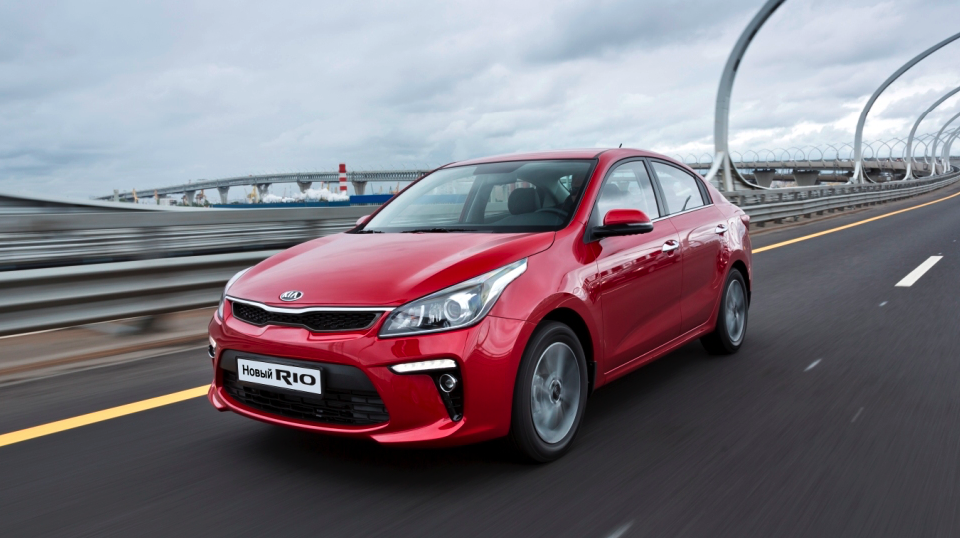 KIA Rio удерживает лидерство в рейтинге продаж