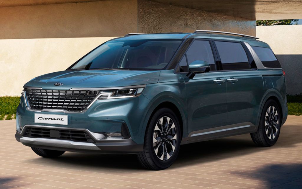 Объявлены цены на кроссвэн Kia Carnival для России