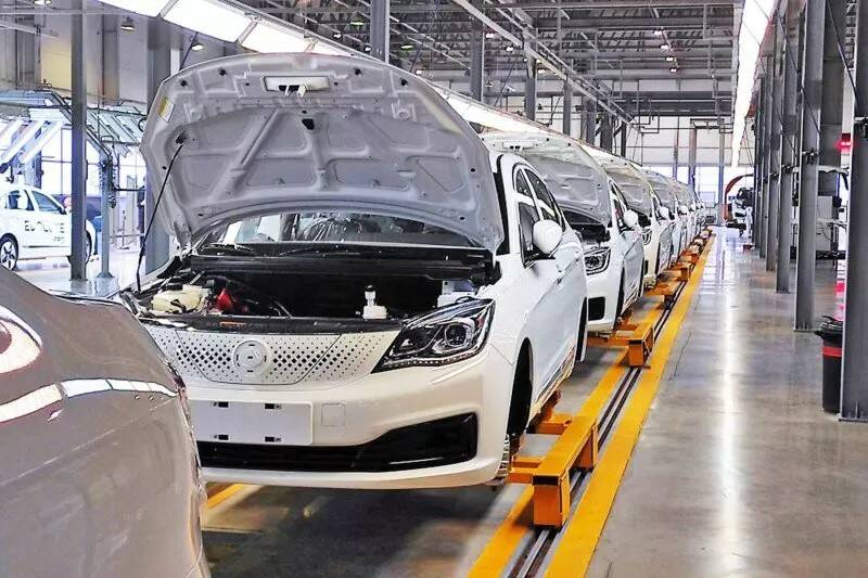 В России открыт первый завод электромобилей  