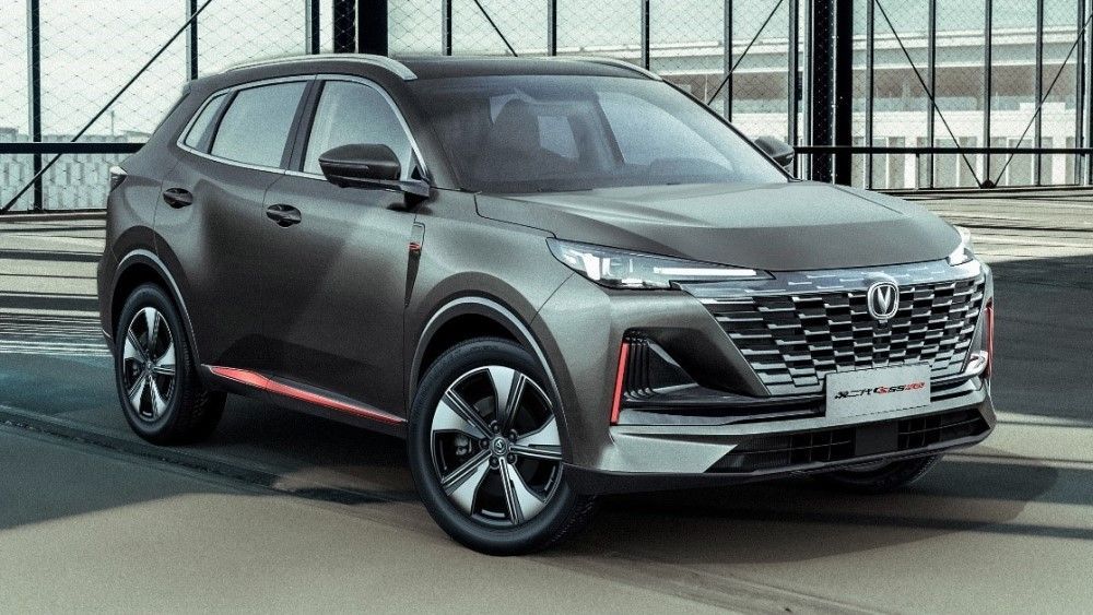 В России начались продажи кроссовера Changan CS55 Plus за 2,7 млн. руб.
