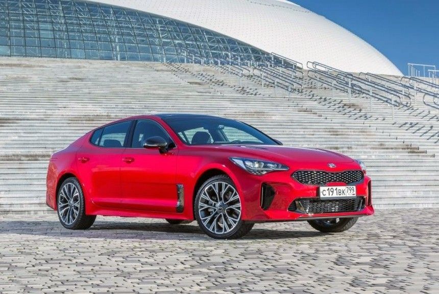 Kia Stinger: - 100 000 рублей и полный прайс-лист