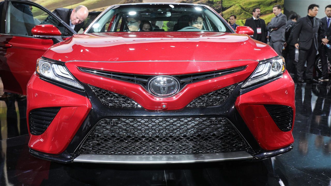 Новая Toyota Camry шокировала Детройт