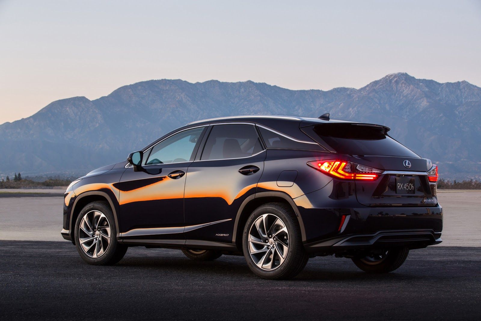 Сервисно-отзывные кампании: теперь Toyota и Lexus  