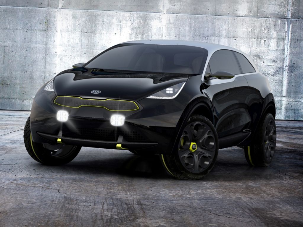 KIA работает над компактным кроссовером и спорткаром
