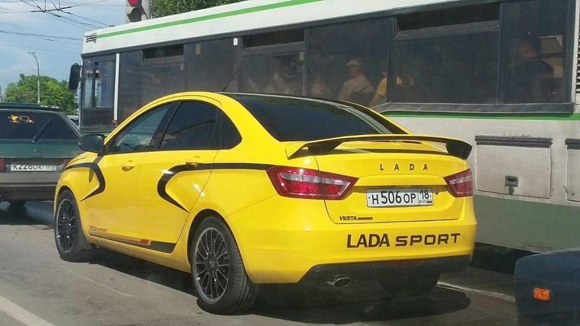 Опубликована очередная фотография LADA Vesta Sport
