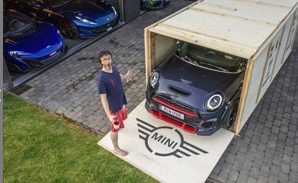 Блогер разбил спортивный Mini в день покупки (видео)