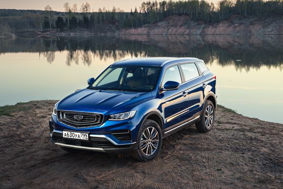 Кроссовер Geely Atlas - самый продаваемый "китаец" в России