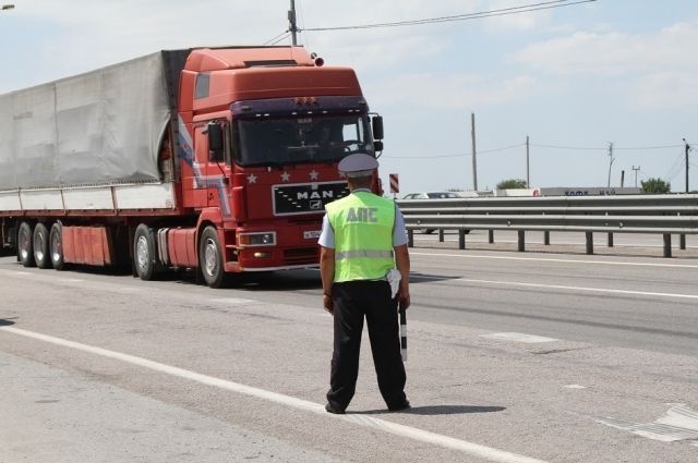 Фурам запретили ездить в жару - только по ночам. Но не везде