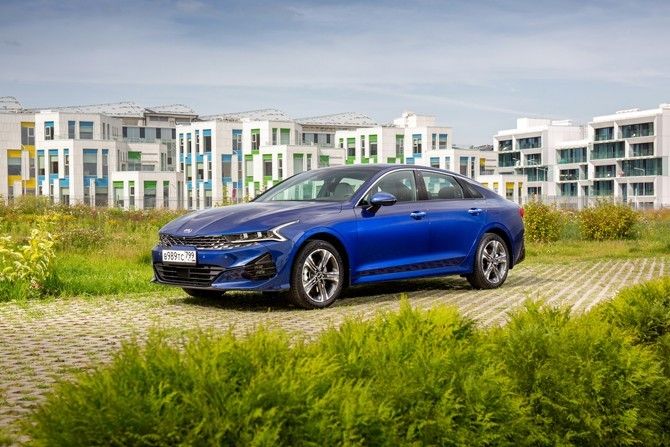 KIA K5 сохраняет звание лидера рынка в сегменте D