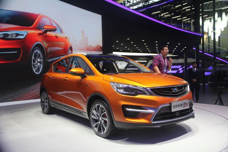 На смену Geely MK Cross