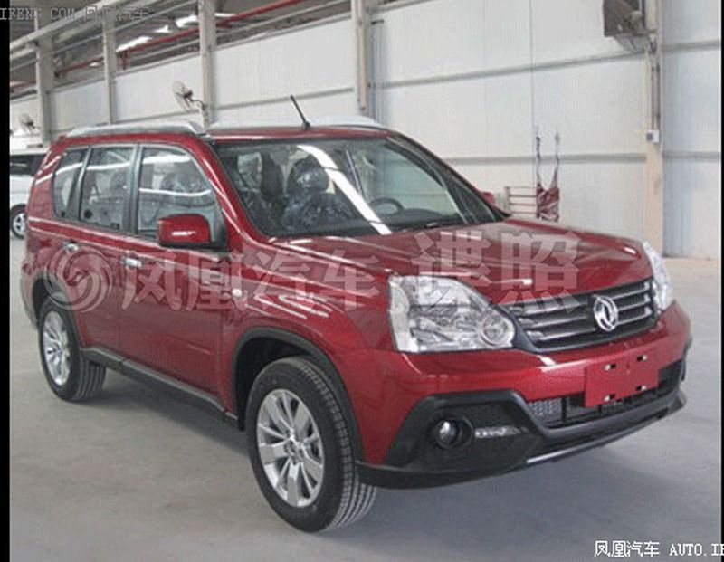 Nissan X-Trail стал «китайцем». Скоро в России? 