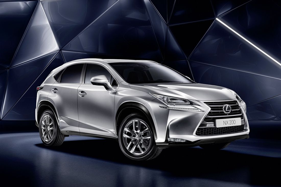 Необычный кроссовер Lexus пришёлся по нраву россиянам