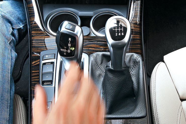 "Механика" или "Автомат". Что выбирает народ? 