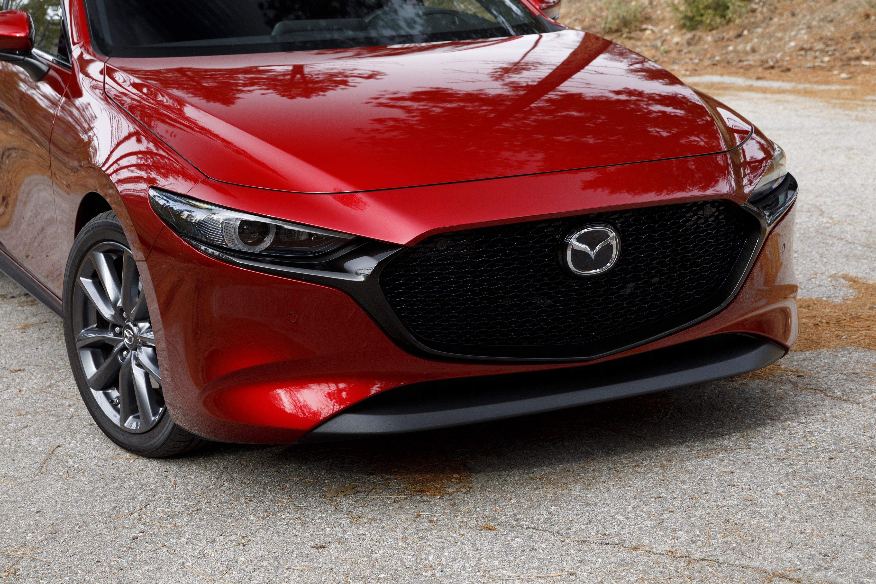 Хэтчбек Mazda3 появится в России в июле