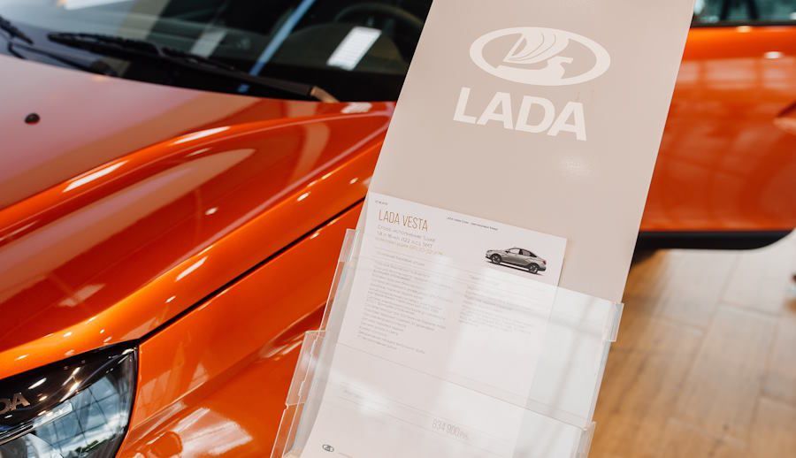 Сколько переплатим, если берем в кредит Весту? 