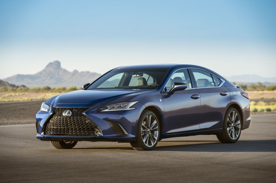 Всем менять подушки! В РФ новый массовый отзыв Toyota и Lexus 