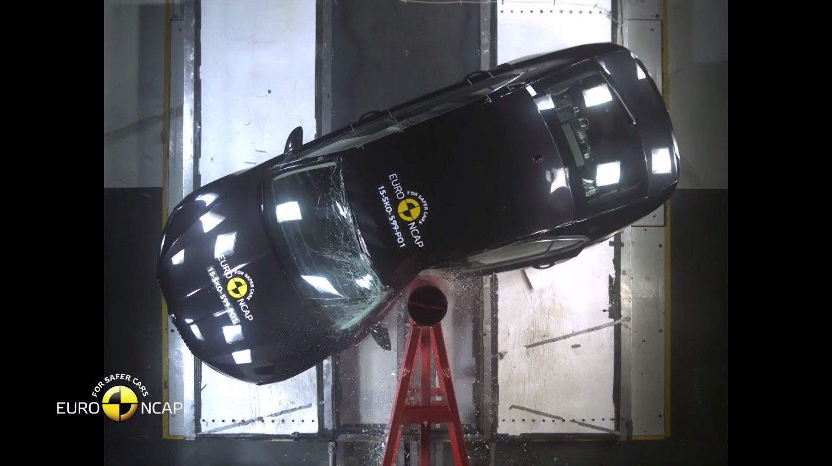 Skoda Superb с успехом прошла краш-тест