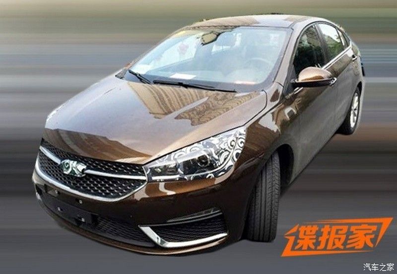 У Chery появился еще один седан