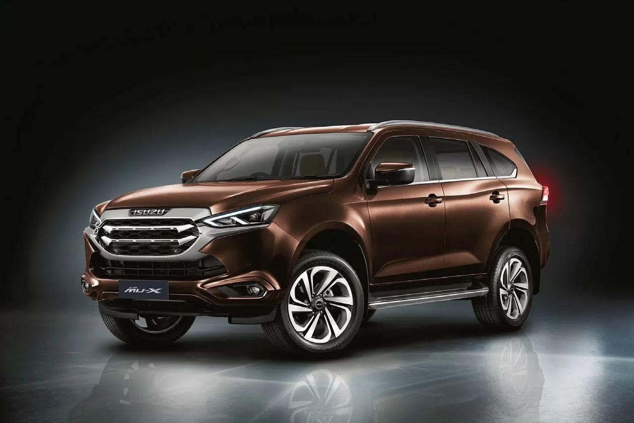 Объявлены цены на внедорожник ISUZU Mu-X в России 
