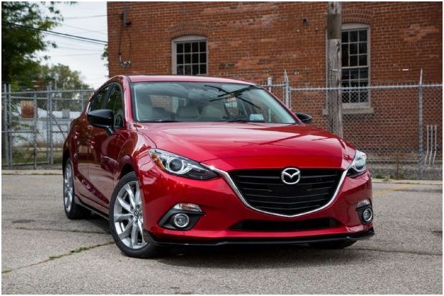 Mazda 3 пошла на отзыв - проблемы с двигателем
