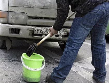 На чем стали экономить российские автовладельцы