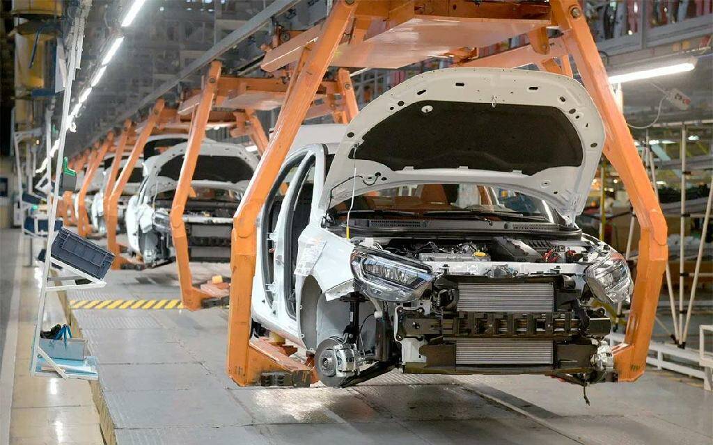 О переносе сроков начала продаж Lada Vesta NG   