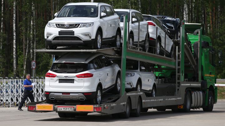 Geely отзывает в России около 19 тысяч кроссоверов Atlas из-за угрозы возгорания