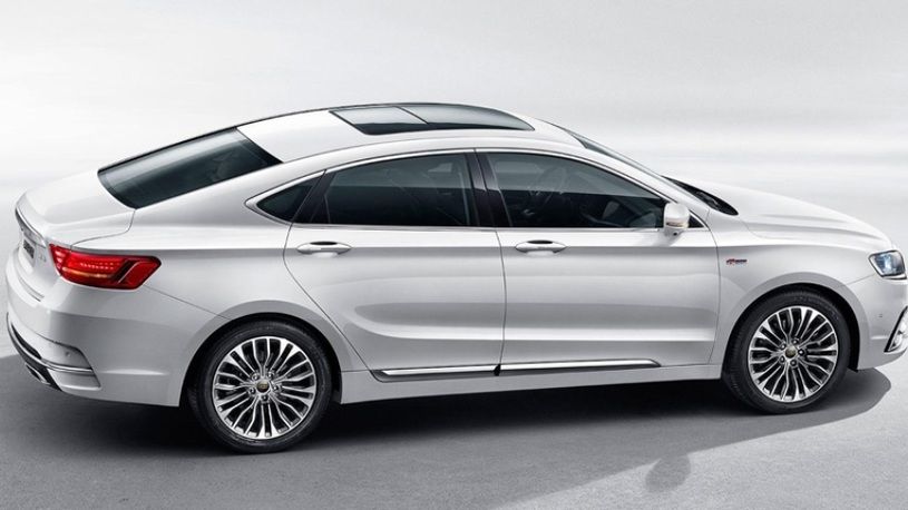 Geely обновила самый дорогой китайский седан в России 