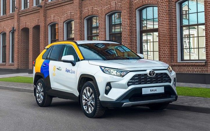 Toyota RAV4 - самый выгодный компактный кроссовер в РФ. Для перепродажи