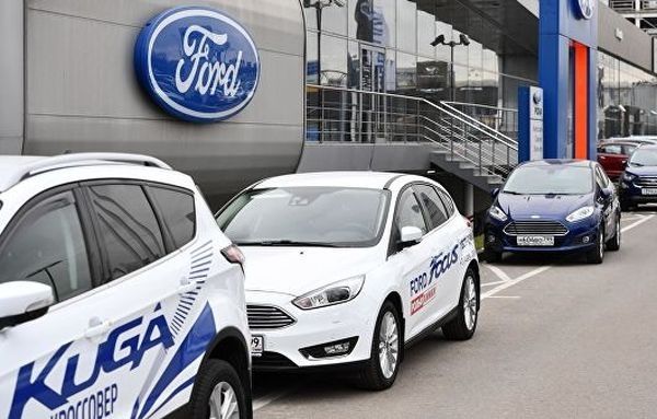 Дилерских центров Ford в России станет втрое меньше. Кто выиграет?