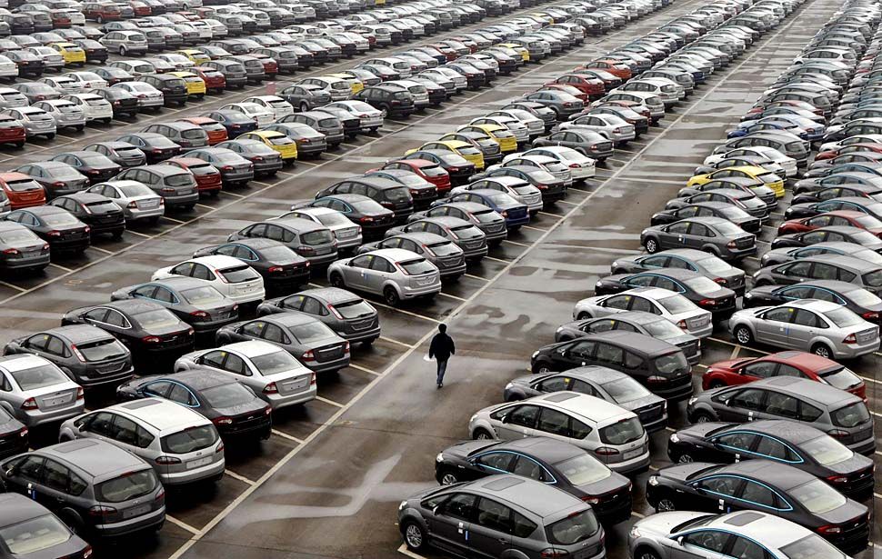АЕБ: автомобильный рынок России в июне вырос на 15%