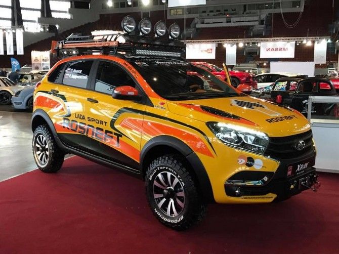 АВТОВАЗ впервые представил спортивную версию LADA XRAY