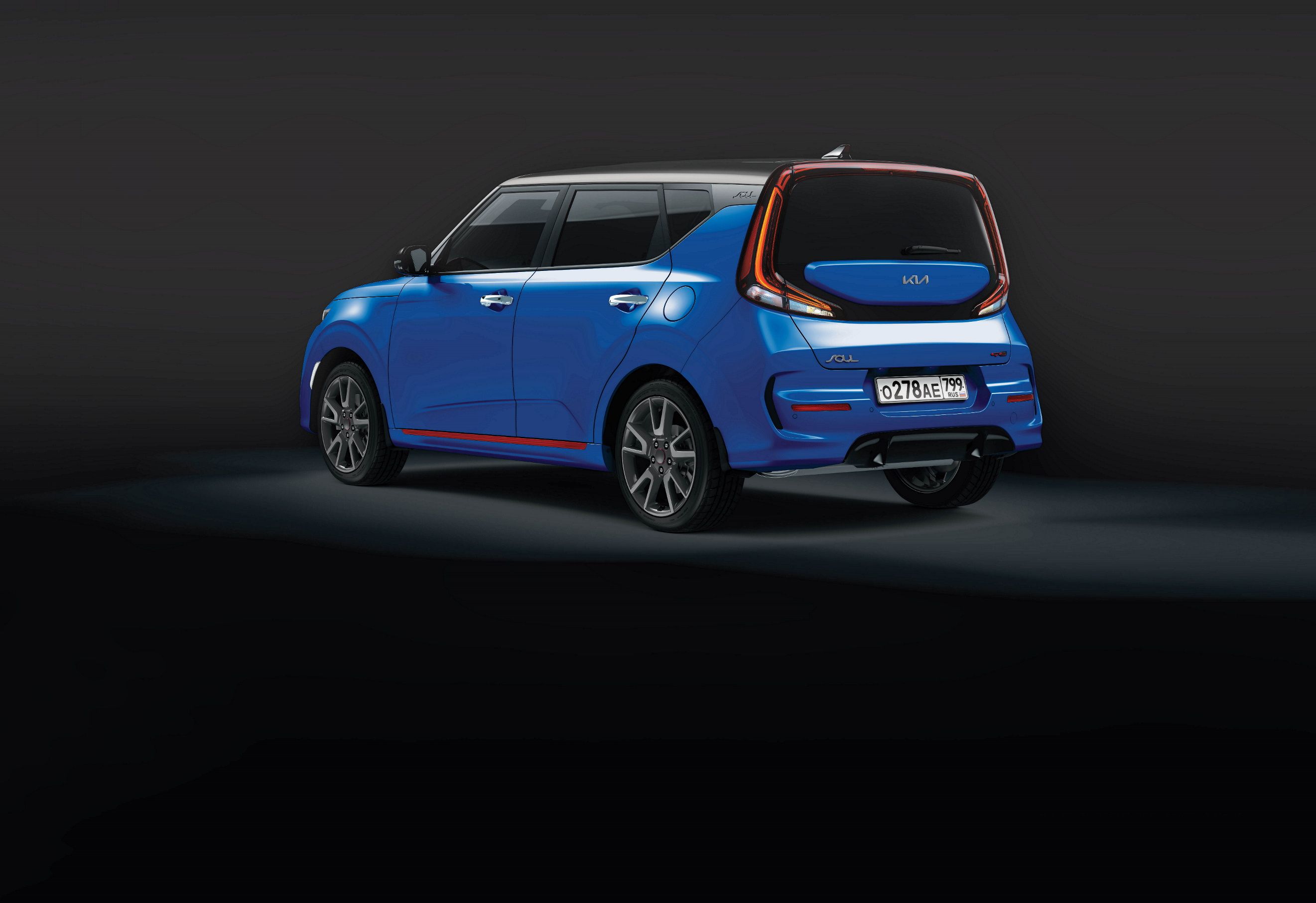  Дилеры готовятся продавать кроссовер Kia Soul 2022-го модельного года 