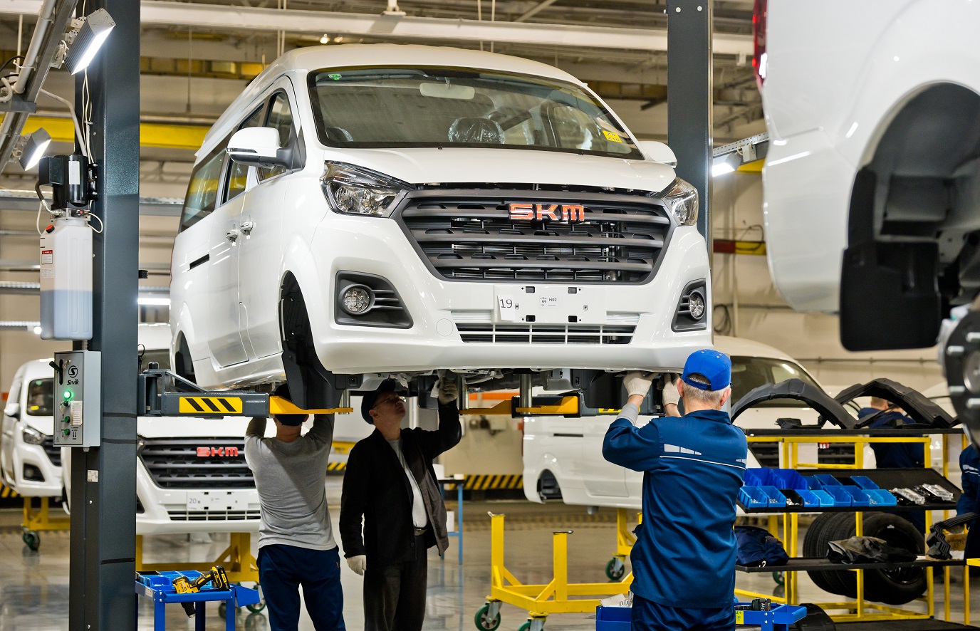 АВТОВАЗ начал производство  грузопассажирских автомобилей SKM