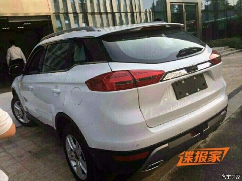 Geely скоро запустит в продажу новый кроссовер