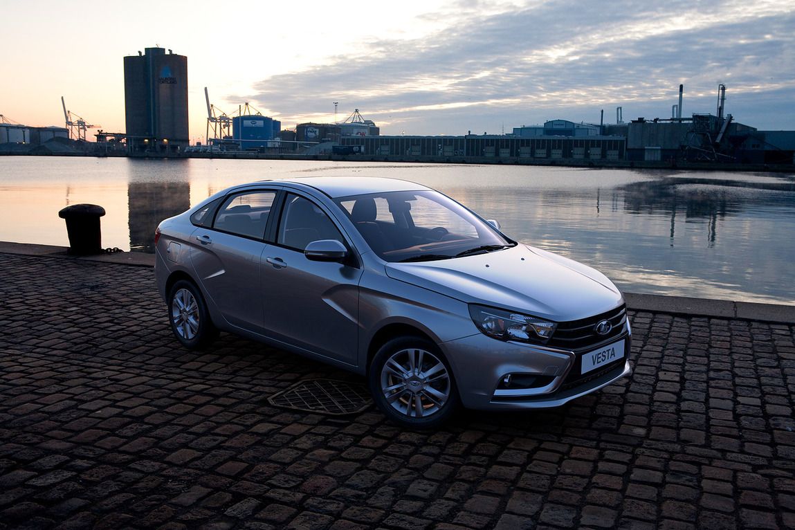 Россияне рассказали, почему выбрали LADA Vesta