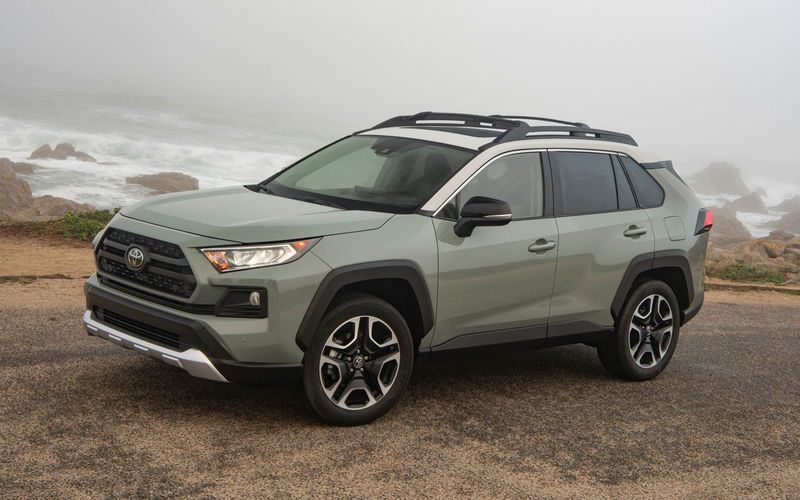 Новый Toyota RAV4 удивил на краш-тестах