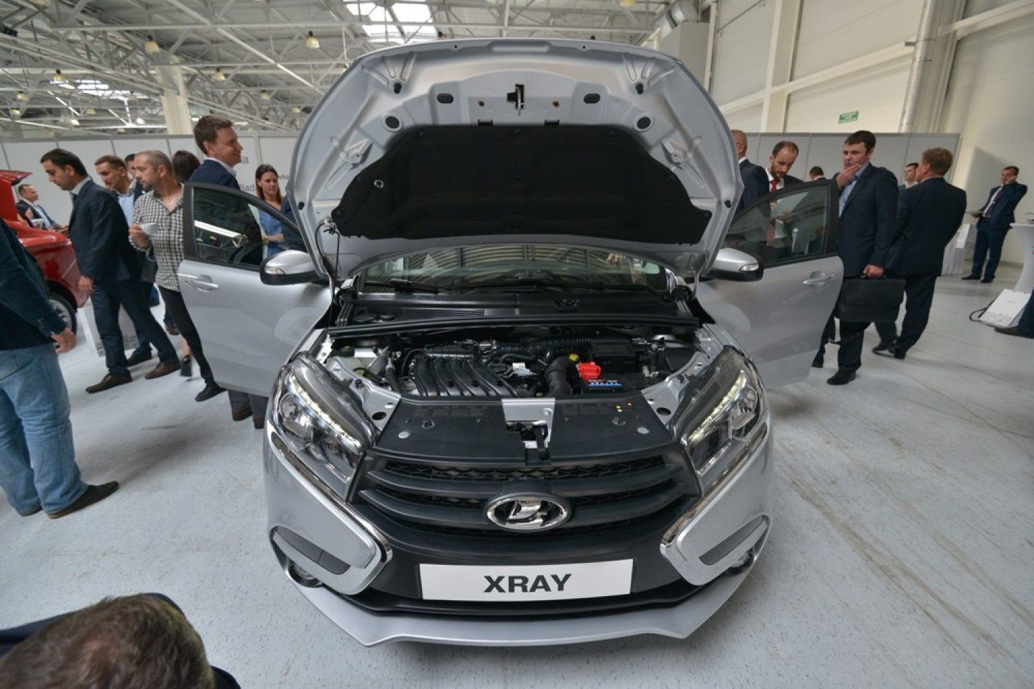 LADA XRAY 1,8 будет доступен для тест-драйва в марте