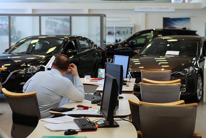 Предварительный расчет: продажи автомобилей в июне упали на 9%