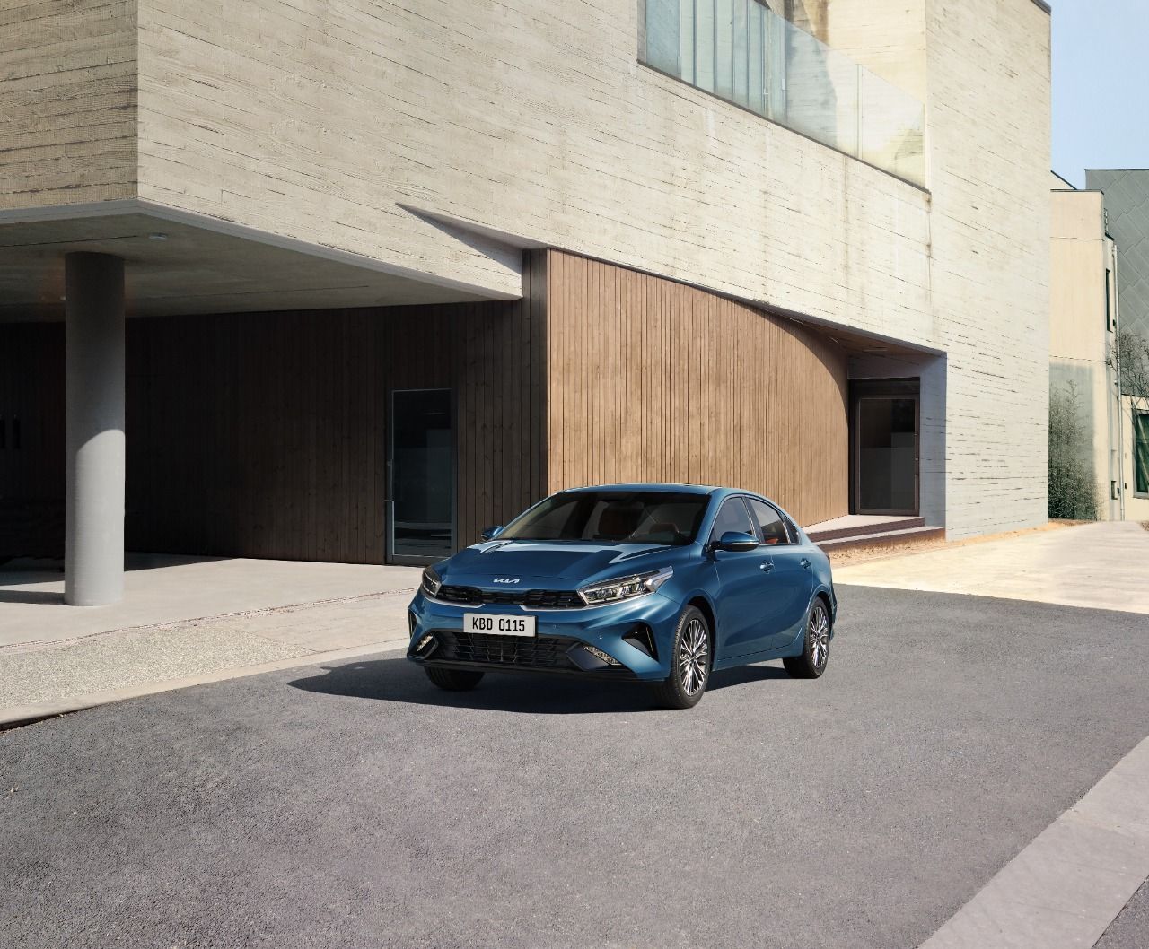 Названа дата продаж обновленного Kia Cerato в России 