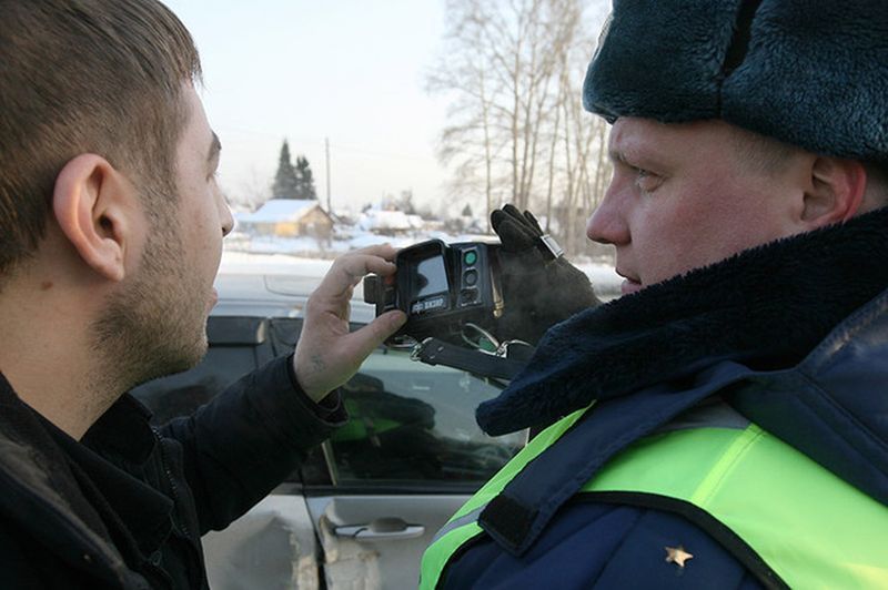 Дороже Крымского моста: в 2019-м российские водители заплатили более 100 млрд рублей штрафов