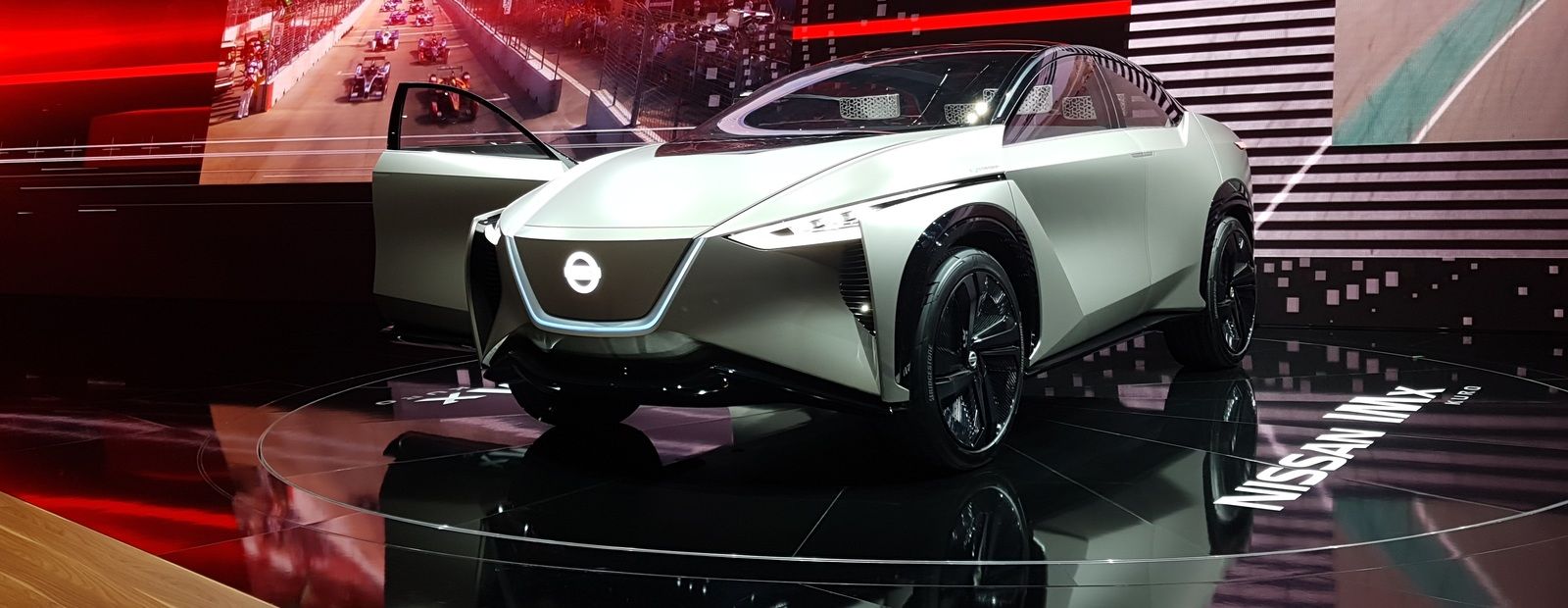 Концепт Nissan научили читать мысли водителя 