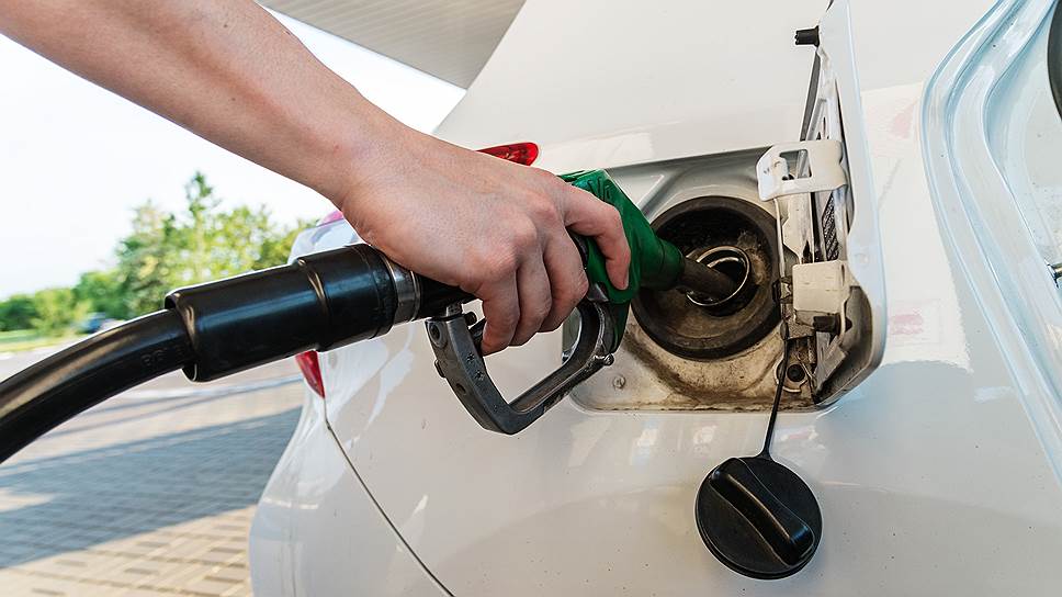 Бензин не идет в ногу с инфляцией